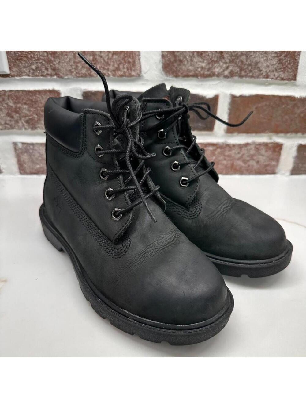 Timberlands Black Leather Boots youth size 1.5Y